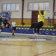 Jugador del Club Melilla Balonmano lanzando a portería durante un partido