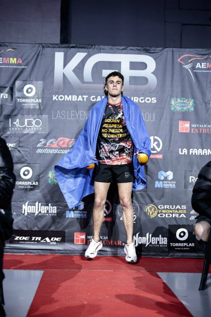 Ayman Chadghani en el Torneo KGB de MMA en Burgos