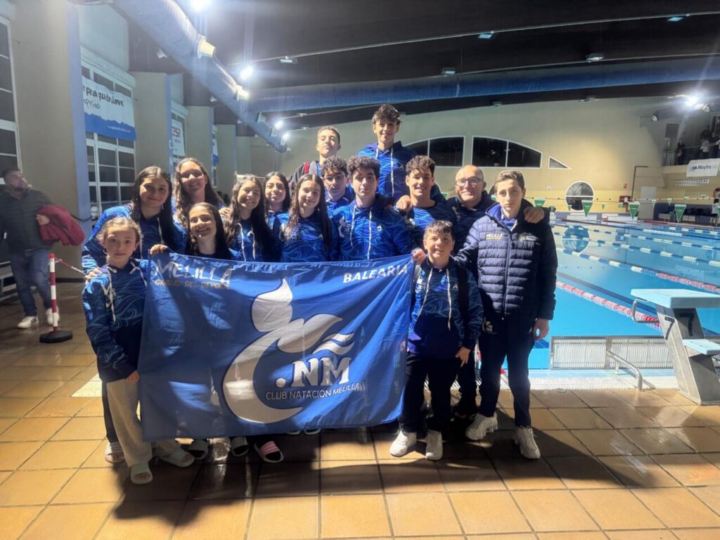 Nadadores del Club Natación Melilla en el Trofeo Oficial C.N. Almería