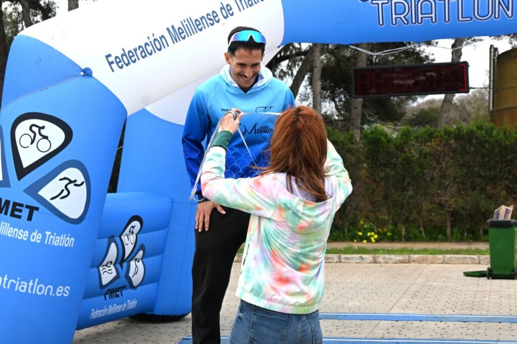 Entrega de medallas en el XVI Duatlón Ciudad de Melilla