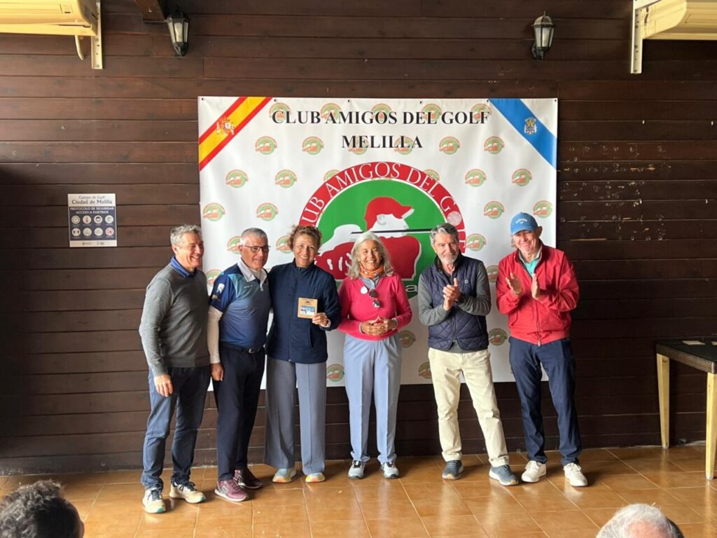 Entrega de trofeos en el Club Amigos del Golf de Melilla