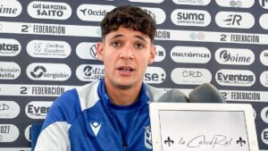 El futbolista Abdelah de la U.D. Melilla durante una rueda de prensa