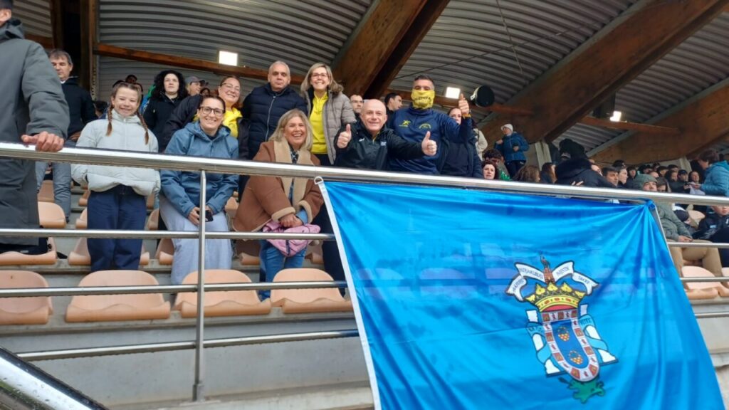 Familiares animando al Club Atlético Melilla en la Liga Talento