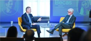 Presentación de becas de Fundación Telefónica para jóvenes en tecnología