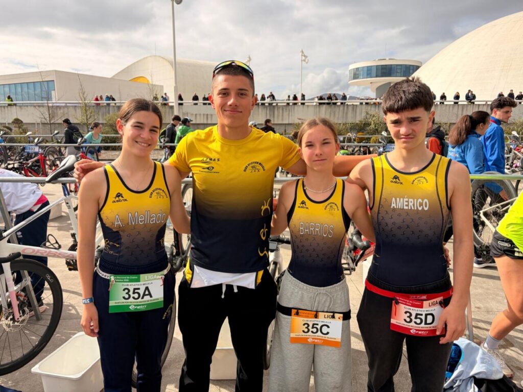 Cuatro deportistas del Club Atlético Melilla en el Campeonato de España de Duatlón.