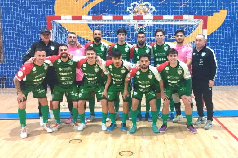 Equipo de El Nueva Era Melilla F.S. posando en el pabellón