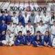 Grupo de jóvenes practicando judo en la Escuela KogyJudo de Melilla