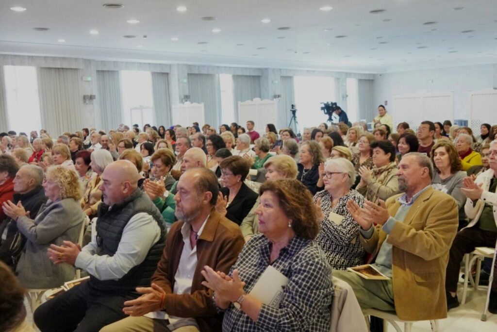 Asistentes a las jornadas sobre costumbres de Semana Santa en Melilla