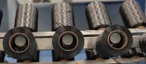Bobinas de fibra de carbono T1200 en un entorno industrial
