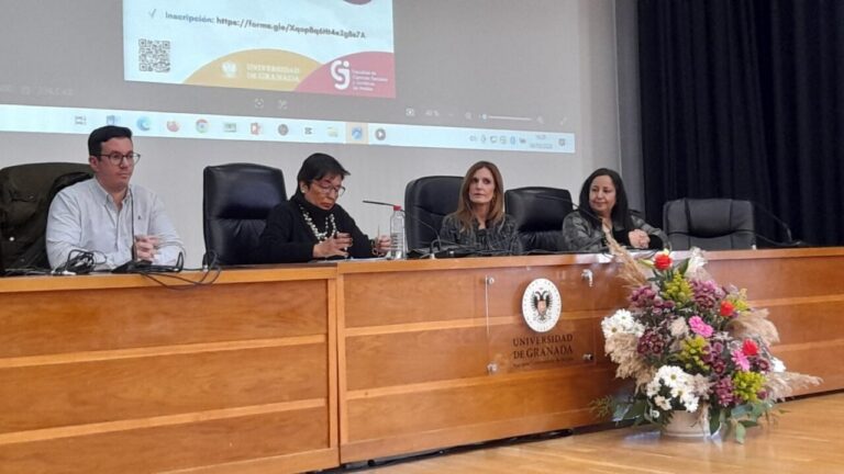 Panel de discusión en la Facultad de Ciencias Sociales y Jurídicas sobre igualdad de género