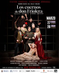 Actores en escena de la obra Los cuernos de don Friolera en el teatro