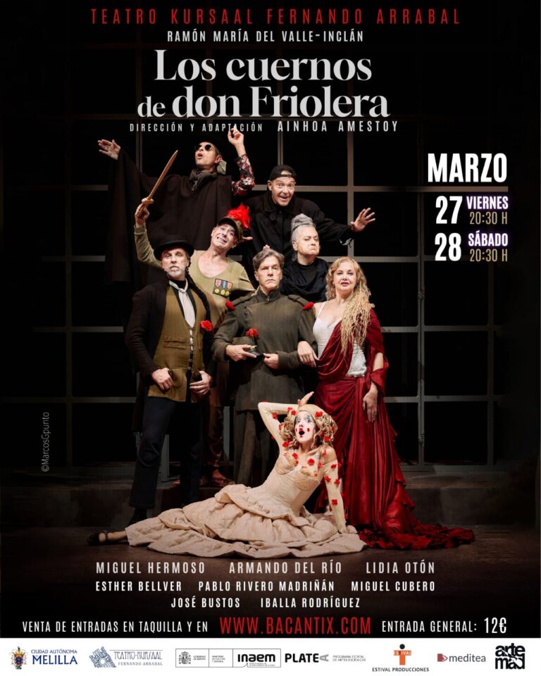Actores en escena de la obra Los cuernos de don Friolera en el teatro