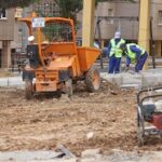 Trabajadores en una obra de construcción en Melilla