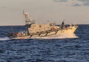 Patrullero Isla Pinto navegando en aguas de Melilla