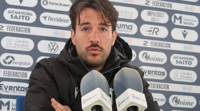 Entrenador Pepe Arredondo en rueda de prensa antes del partido