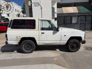 Vehículo recuperado por la Policía Local en la barriada de los Pinares.