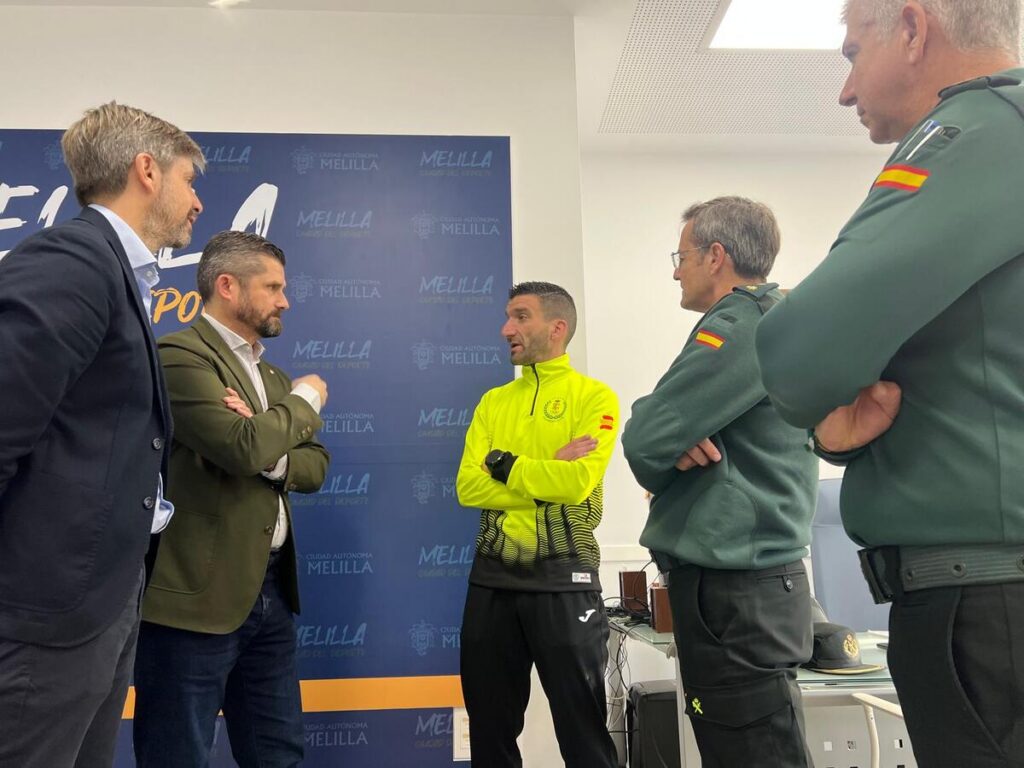 Reunión entre el consejero de Deporte y Jesús Mosquera en Melilla