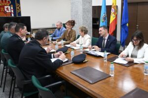 Reunión sobre control en el proceso de regularización de inmigrantes en España