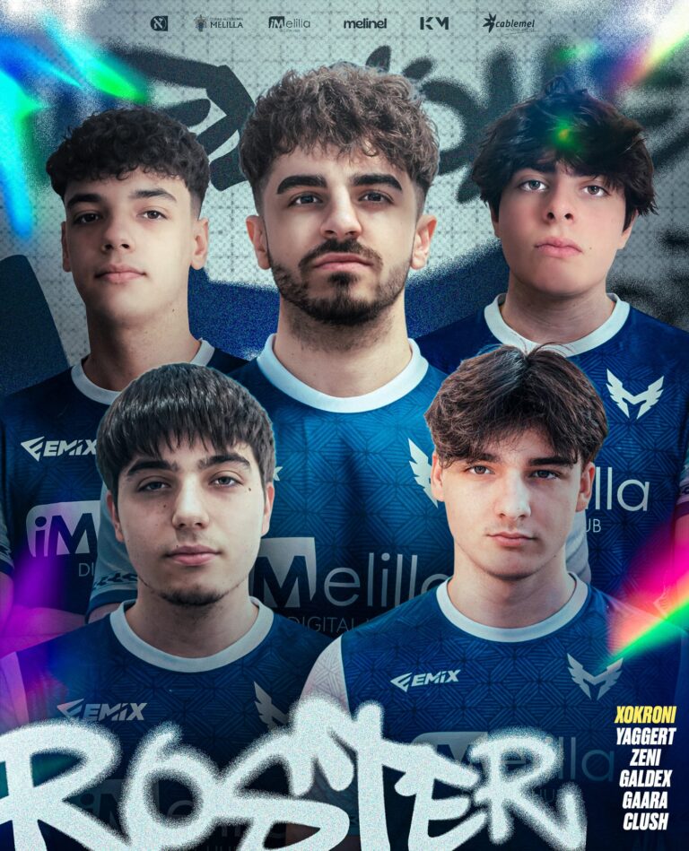 Cinco jugadores del equipo de esports Melilla posando juntos