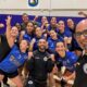 Jugadoras del T-Maravilla Melilla celebrando su victoria en un partido de balonmano