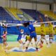 Jugadoras del Club Voleibol Melilla compitiendo en un partido de voleibol