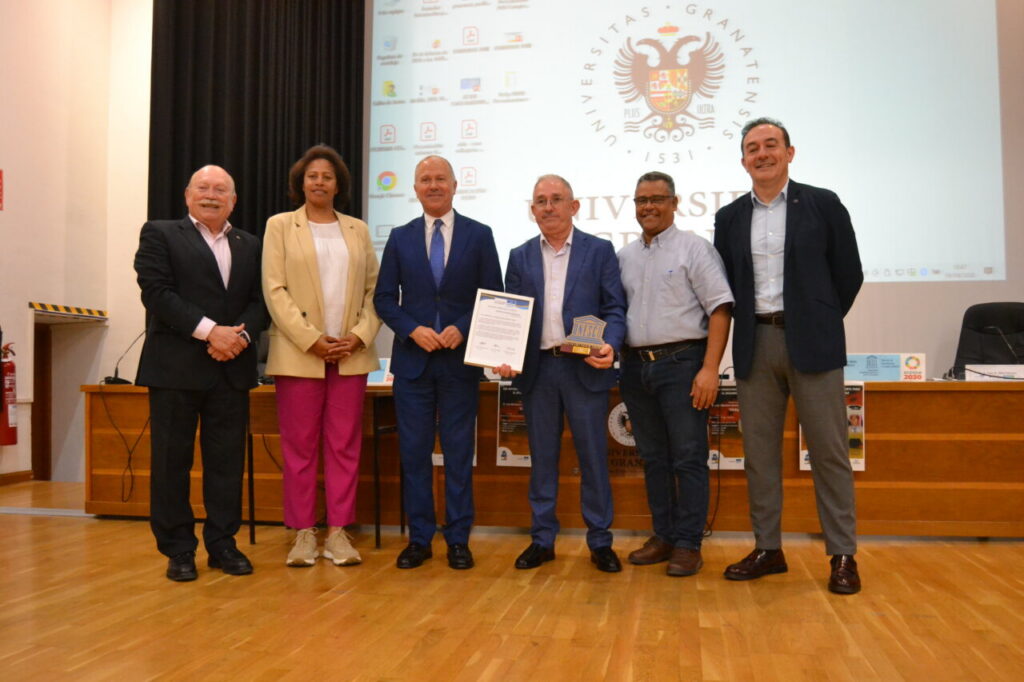 Entrega del Galardón 2026 a Vicky en un emotivo homenaje