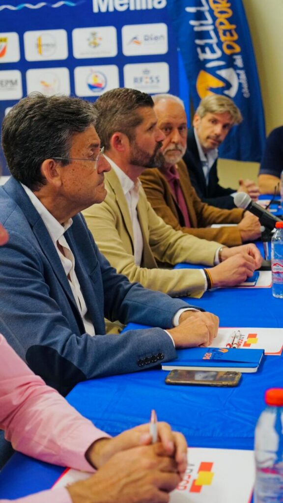 Reunión del IV Simposio de Federaciones de Deportes de Agua en Melilla