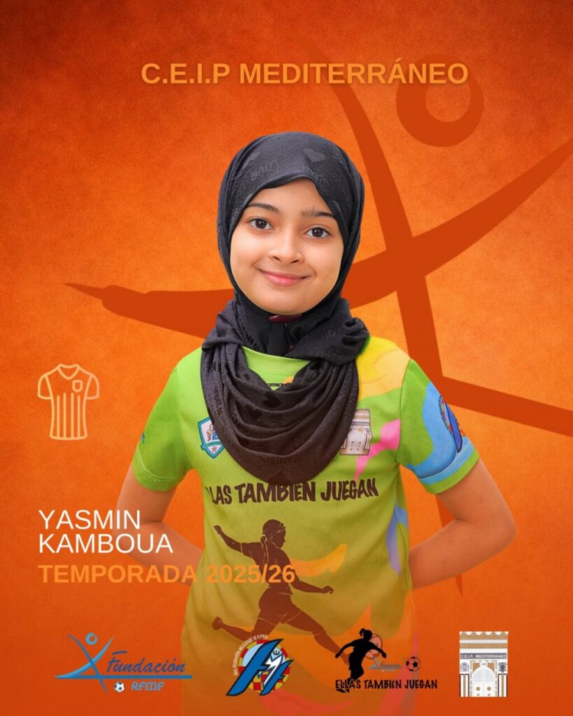Yasmin Kamboua en camiseta del CEIP Mediterráneo durante la Liga Escolar Femenina
