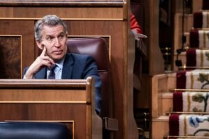 Alberto Núñez Feijóo en el Parlamento durante una sesión