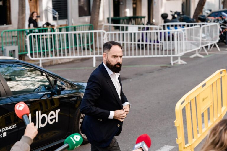 Exgerente del PSOE Mariano Moreno llegando a un juicio en Madrid