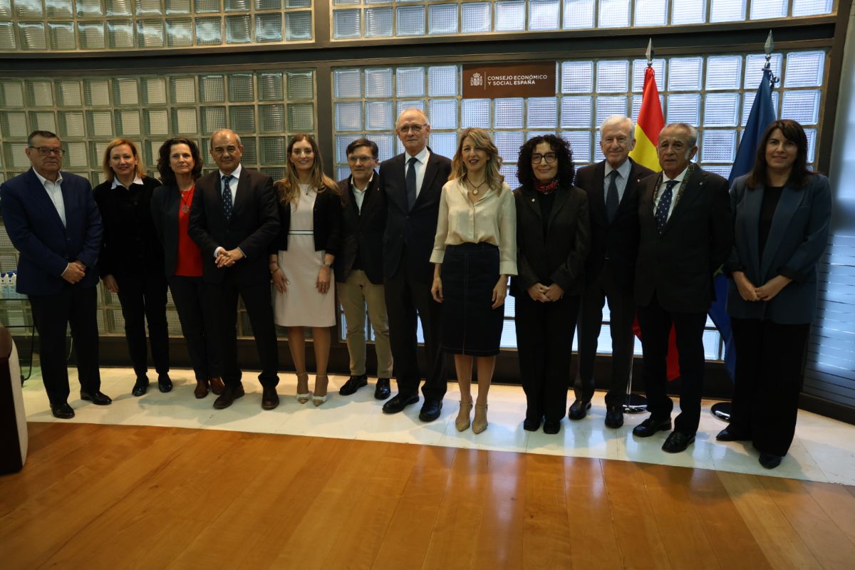 Reunión de representantes de organizaciones sociales y políticas sobre empleo