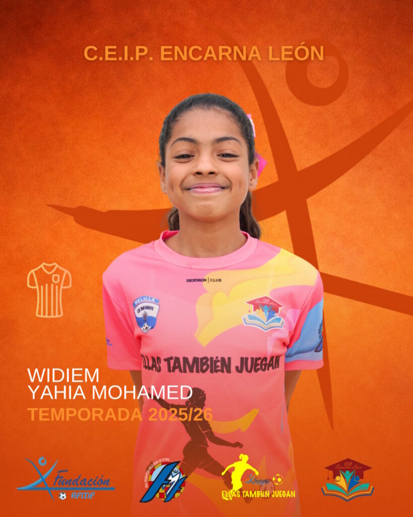 Jugadora alevín del CEIP Encarna León con uniforme rosa