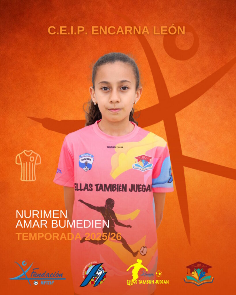 Jugadora Nurimen Amar del CEIP Encarna León en uniforme de fútbol
