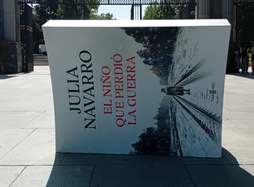 Libro de Julia Navarro titulado El niño que perdió la guerra en Madrid
