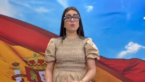 Enya Tahar hablando sobre ayudas para permisos de conducir en Melilla