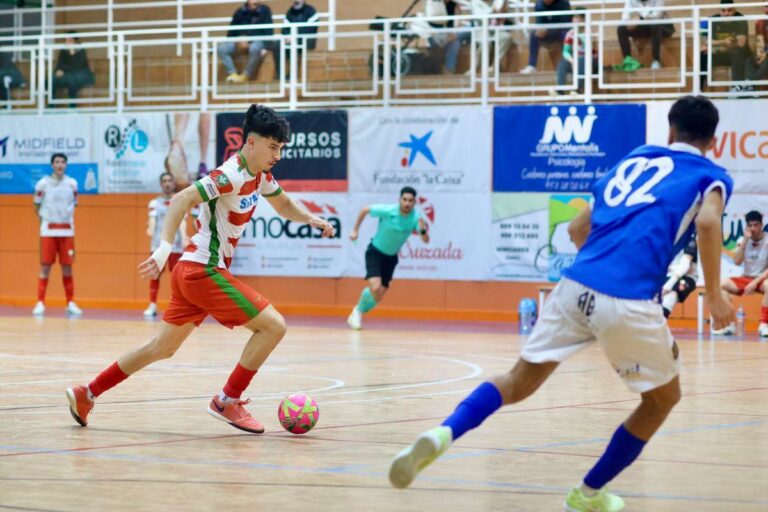 Jugadores del Nueva Era Melilla F.S. en un partido de fútbol sala