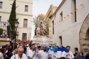 La procesión de la Divina Pastora en las calles de Melilla