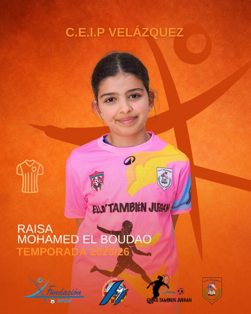 Portrait of Raisa Mohamed El Boudao in a pink soccer jersey on an orange team poster for the 2025/26 season.