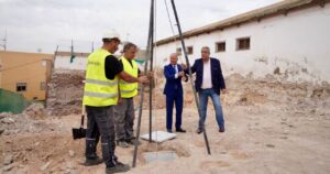 Ceremonia de colocación de la primera piedra de viviendas en Melilla