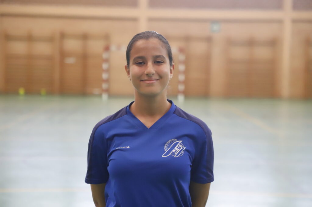 Jugadora del equipo femenino de fútbol sala Sub-12 en Torrejón de Ardoz