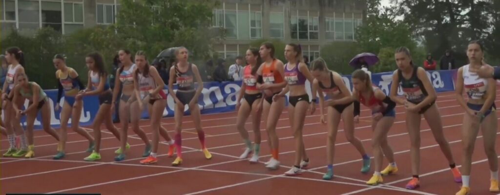 Atletas en la línea de salida durante el Campeonato de España Sub-16 en Ourense.