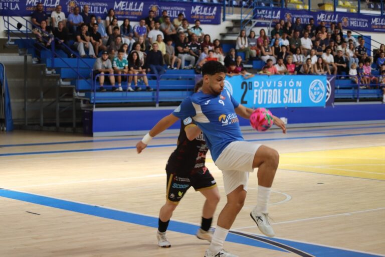 Jugador del C.D. Melistar en un partido de fútbol sala