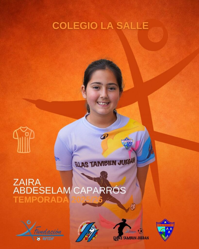 Portrait of Zaira Abdeselam Caparrós in a soccer jersey, set against an orange background with La Salle branding and 2025/26 season text.