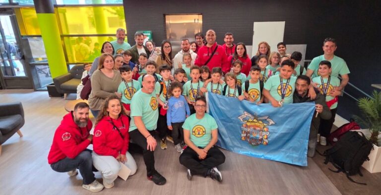 Grupo de judokas de la Escuela KogyJudo en el Torneo Villa de Móstoles