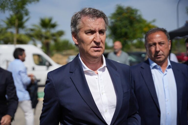 Alberto Núñez Feijóo durante un acto político en Sevilla