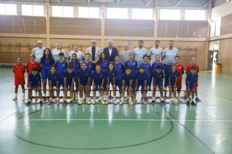 Equipo completo de fútbol sala sub-12 en Torrejón de Ardoz