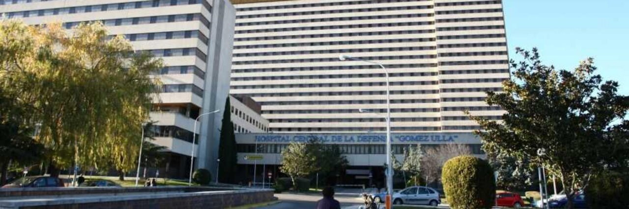 Fachada del Hospital Central de la Defensa Gómez Ulla en Madrid