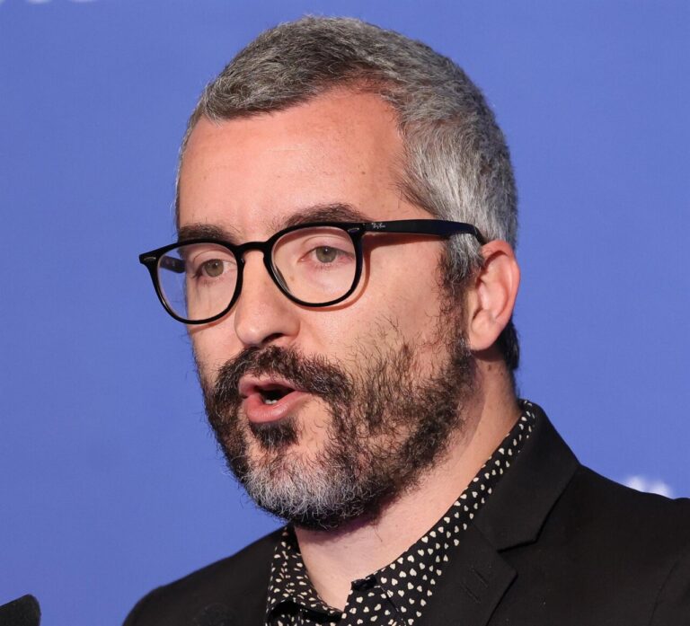 Javier Padilla hablando sobre la cuarentena de pasajeros evacuados