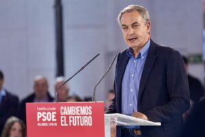 El expresidente Zapatero hablando en un evento del PSOE en Valladolid.
