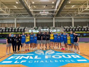 Equipo de baloncesto MCD La Salle en la Final Four Challenge